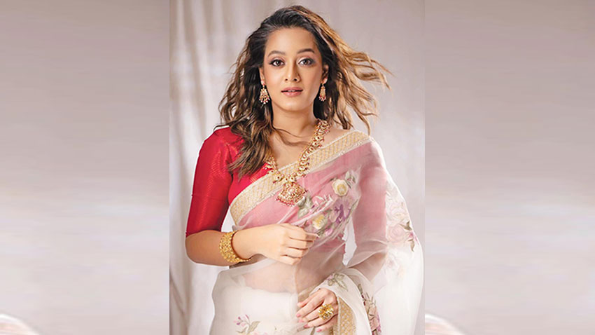 Katta ayol klitori porno onlayn